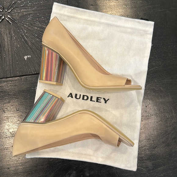 AUDLEY Beige Leather Peep Toes Multicolored Stripey Block Heels Brand New - Picture 8 of 9